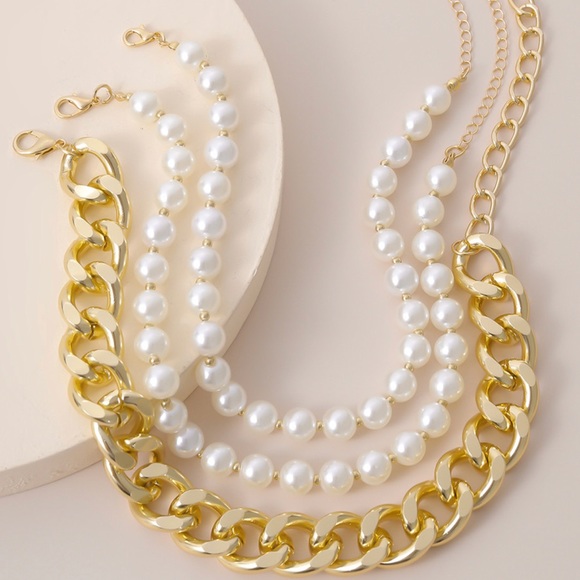 Chunky Gold Chain & Pearl Choker Necklace Set - Picture 3 of 7
